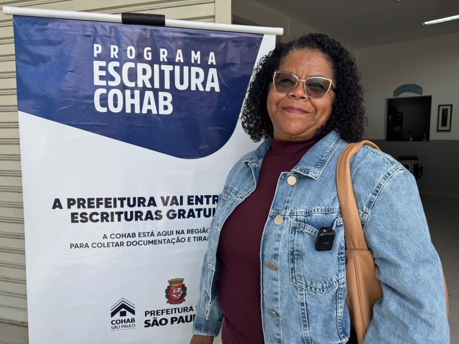 Equipe da COHAB-SP atende moradores de 2 conjuntos da zona leste
